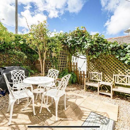 Little Karenza Is The Perfect Cornish Getaway Villa Saint Anthony Buitenkant foto