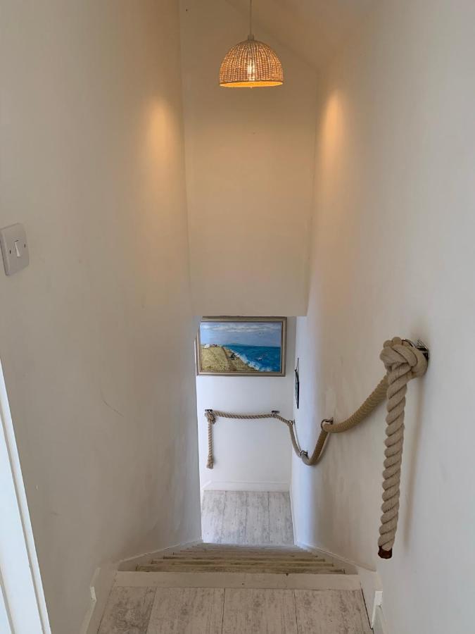 Little Karenza Is The Perfect Cornish Getaway Villa Saint Anthony Buitenkant foto