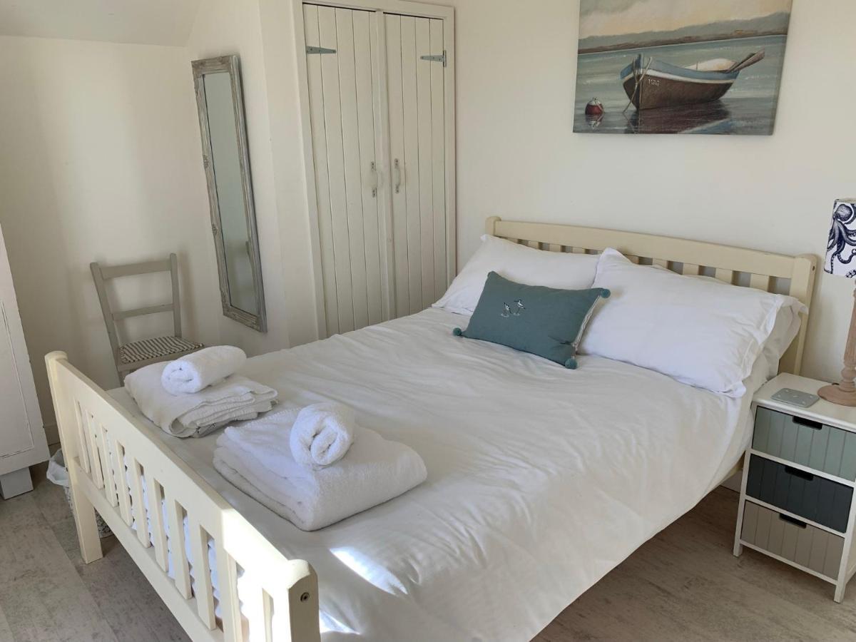 Little Karenza Is The Perfect Cornish Getaway Villa Saint Anthony Buitenkant foto