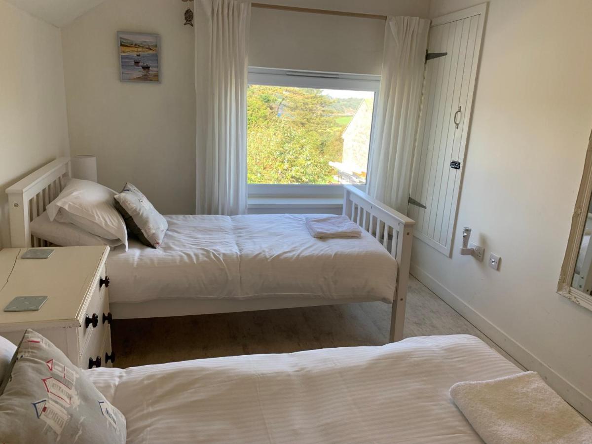 Little Karenza Is The Perfect Cornish Getaway Villa Saint Anthony Buitenkant foto